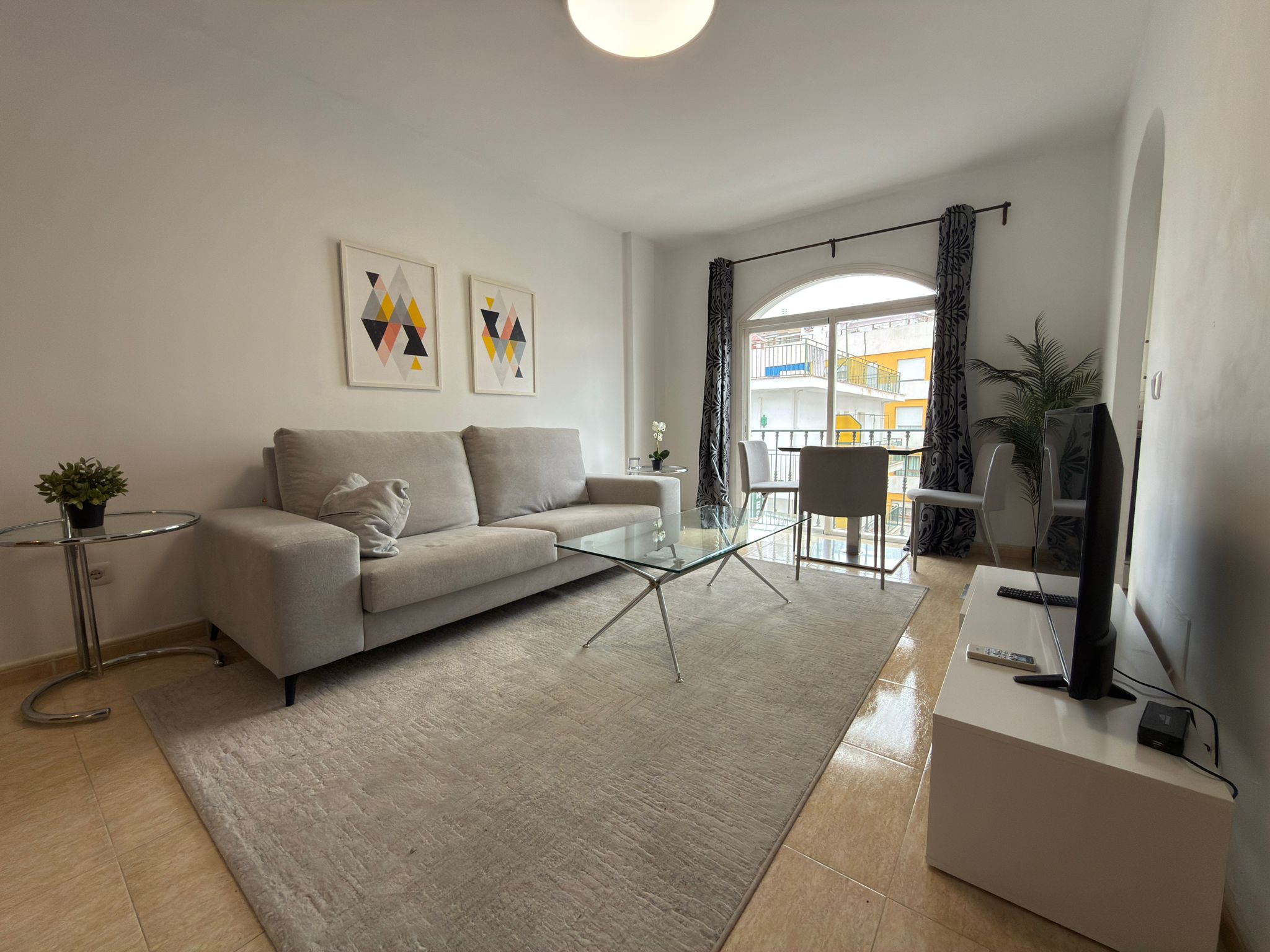 WhatsApp Image 2026-03-19 at 15.52.03 (2)